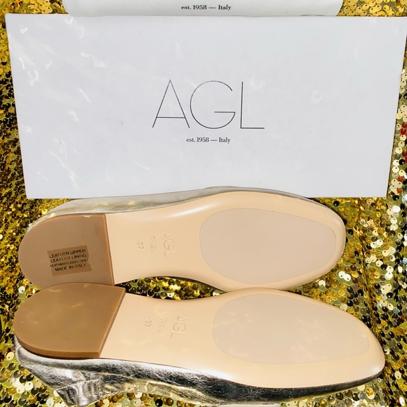 🩶MARA PURE PLATINUM LEATHER MOCCASIN🩶 - Picture 3 of 11